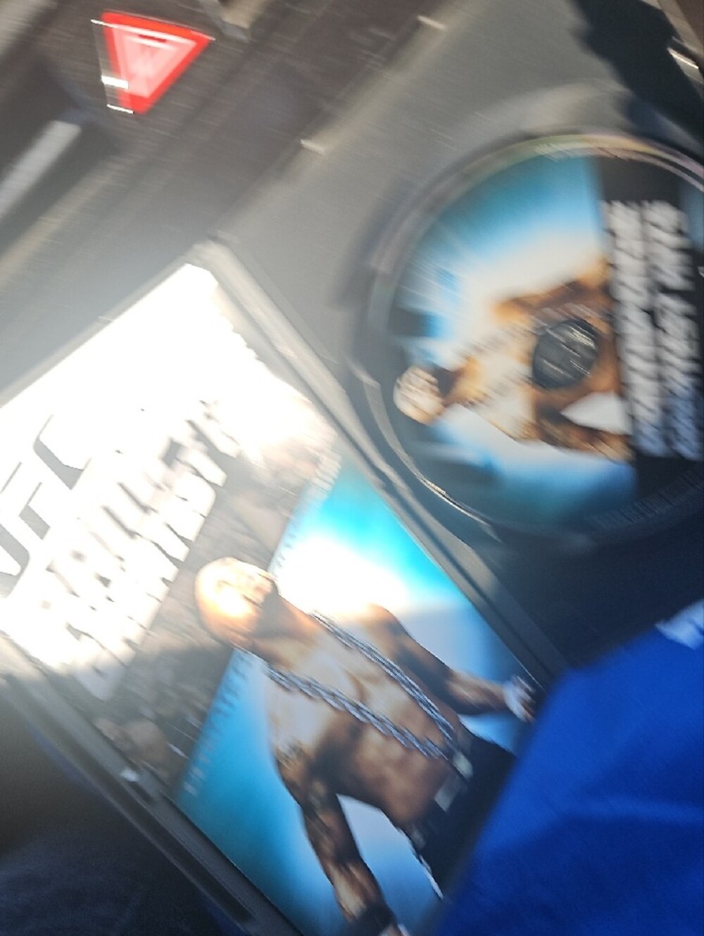 π3/$25π UFC Rampage DVD - Picture 3 of 6